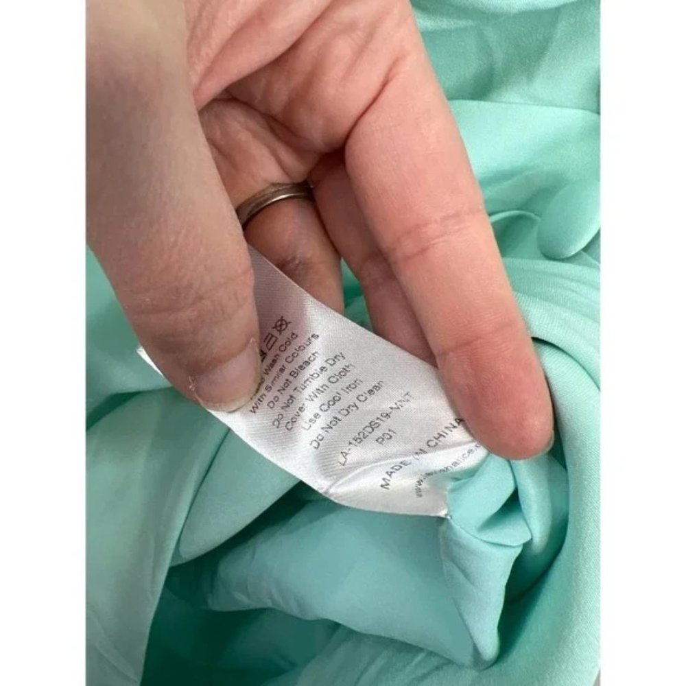 Lavish Alice One Shoulder Button Wrap Silhouette Dress Mint Green Size: 8 NWOT - Picture 7 of 9